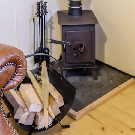 The Lambing Shed Villa Ryhill Buitenkant foto